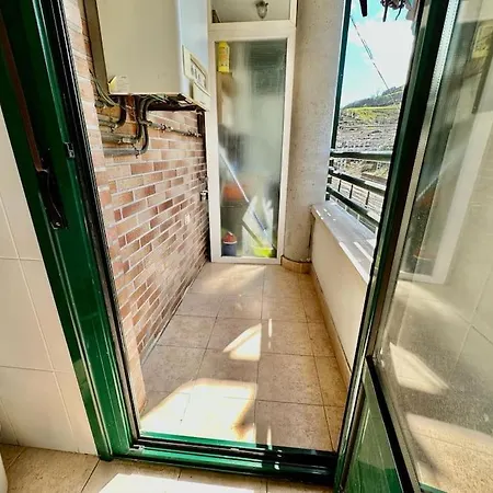 Encantador Piso A 150m Del Tren Apartment